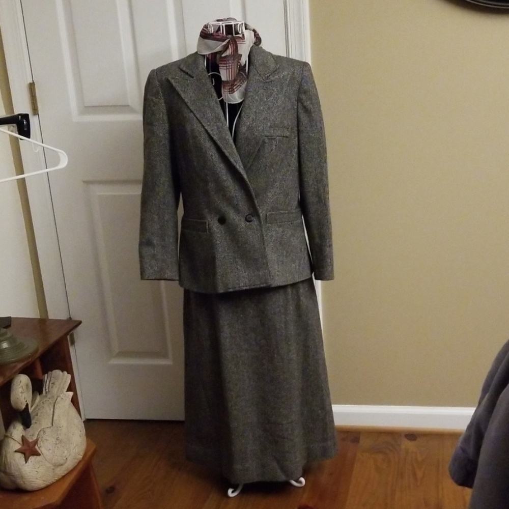LASTING IMPRESSION❣️Women's Fabulous Jacques Suit